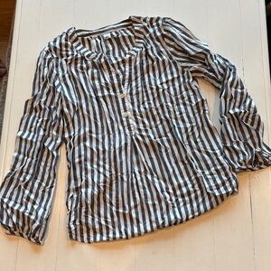 Old Navy Striped Black & White Button Pullover Top